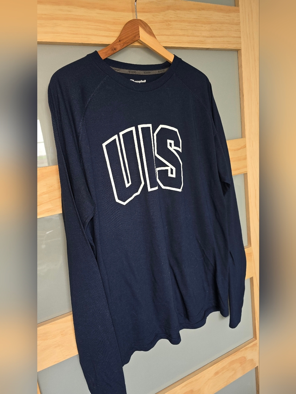 Champion Men’s Navy Long-Sleeve Graphic Sweatshirt - UI Springfield Logo